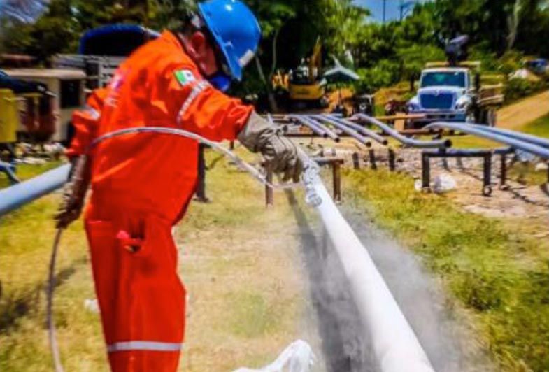 Buried Crude Oil Pipeline